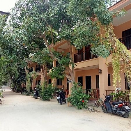 Bank Guesthouse หาดริ้น ภายนอก รูปภาพ