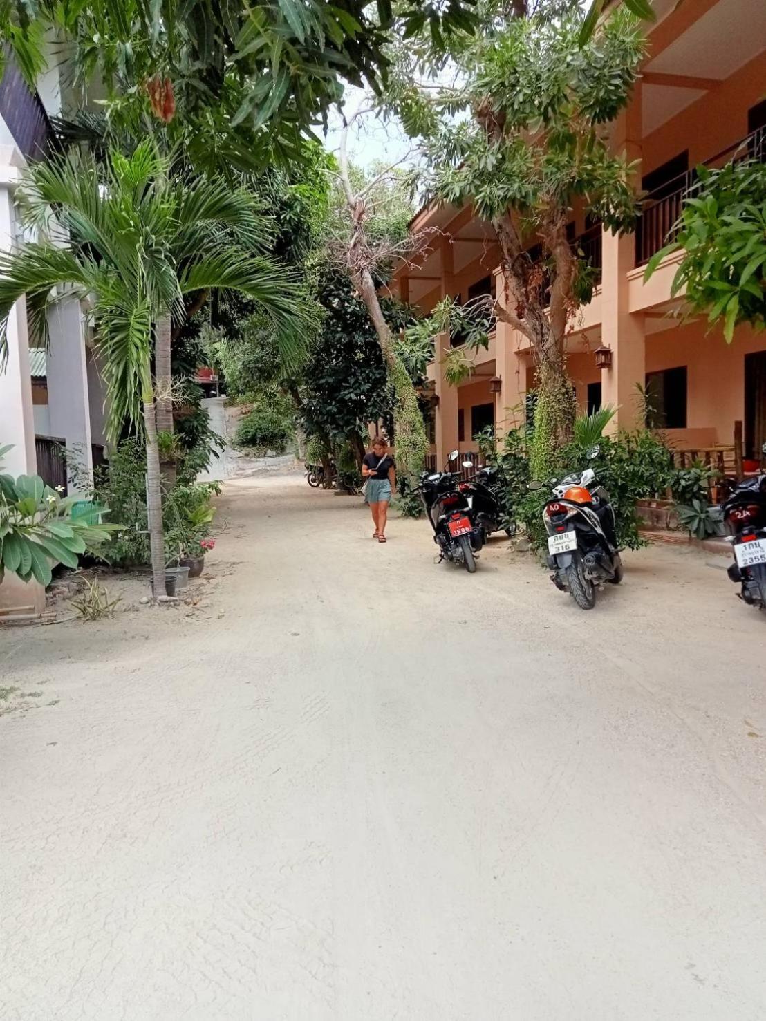 Bank Guesthouse หาดริ้น ภายนอก รูปภาพ