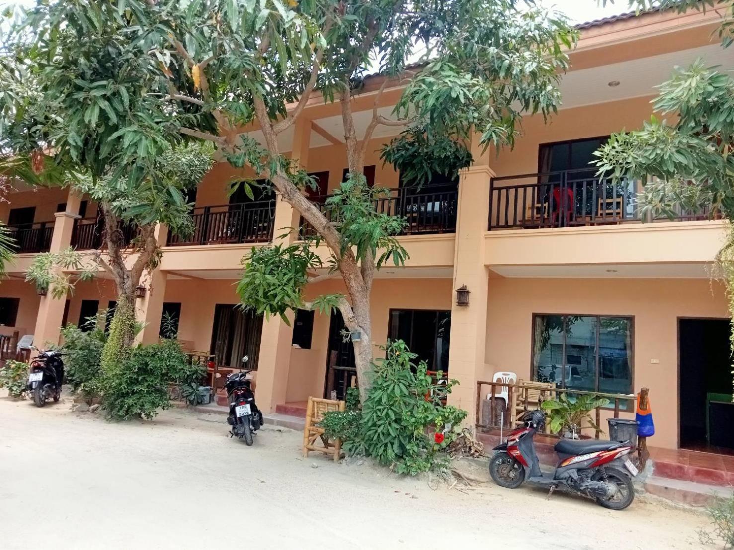 Bank Guesthouse หาดริ้น ภายนอก รูปภาพ